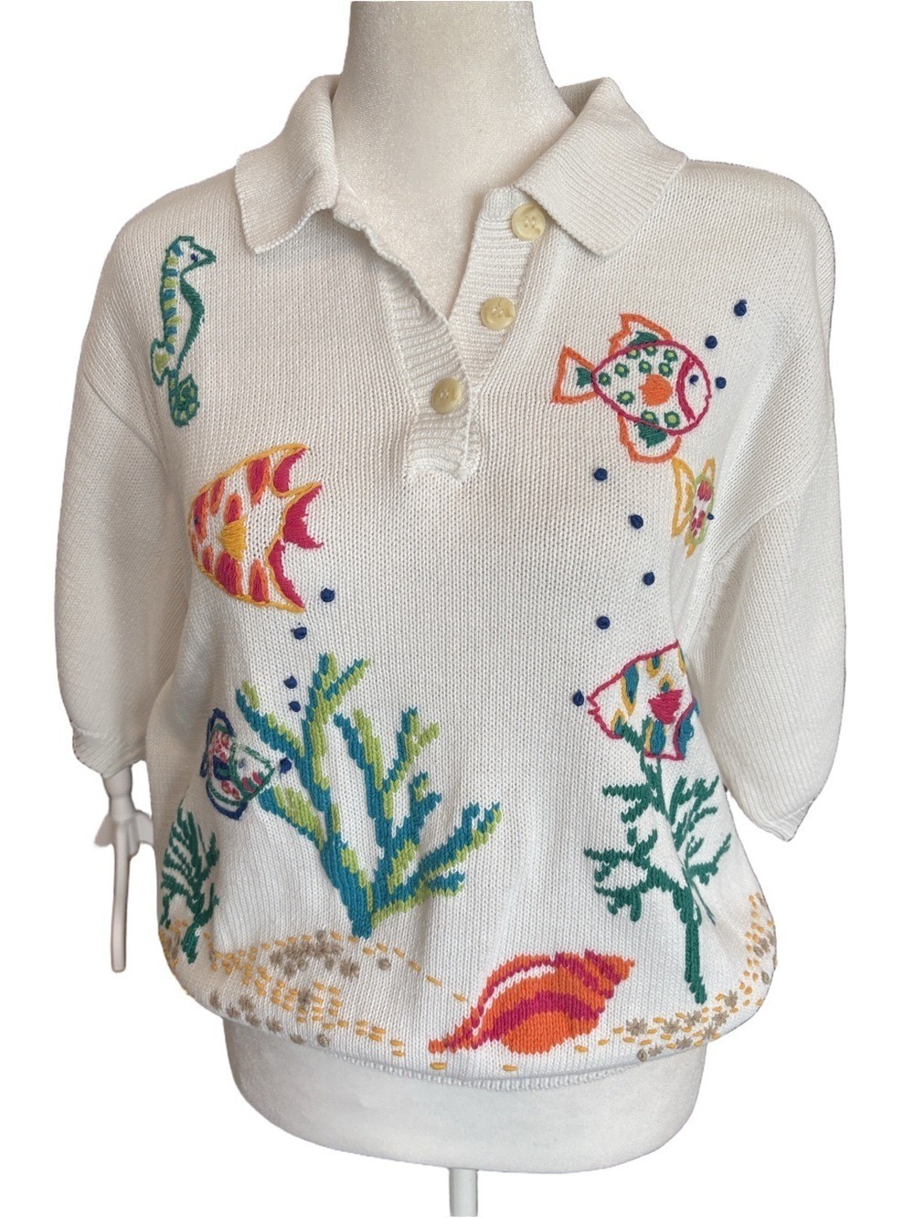 Robert Scott Ltd Size S White Knit short sleeve sweater. Novelty fish embroidery